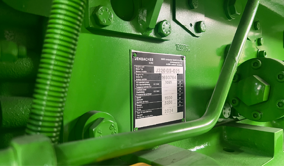 gas-engine-nameplate-identification.webp